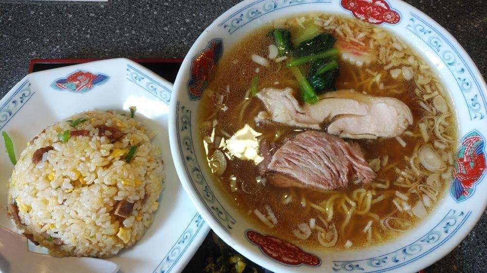 中華 志ら鳥