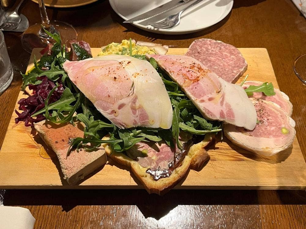 restaurant unique