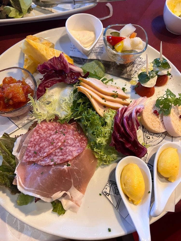 イタリア食堂 ラルーチェ
