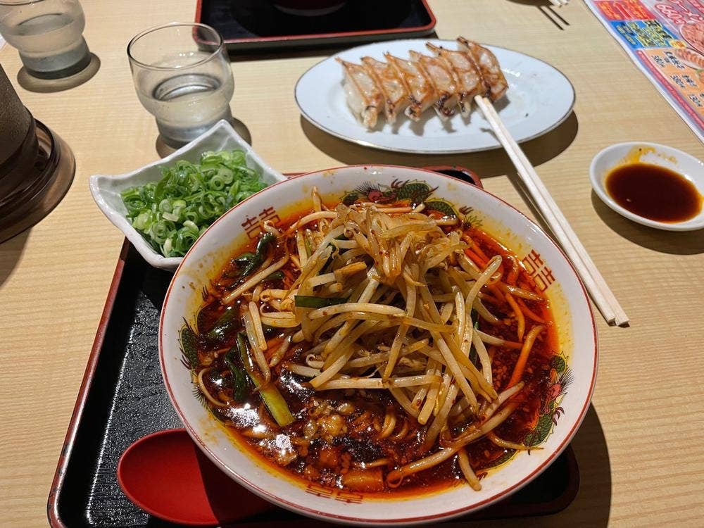 味八 春日店