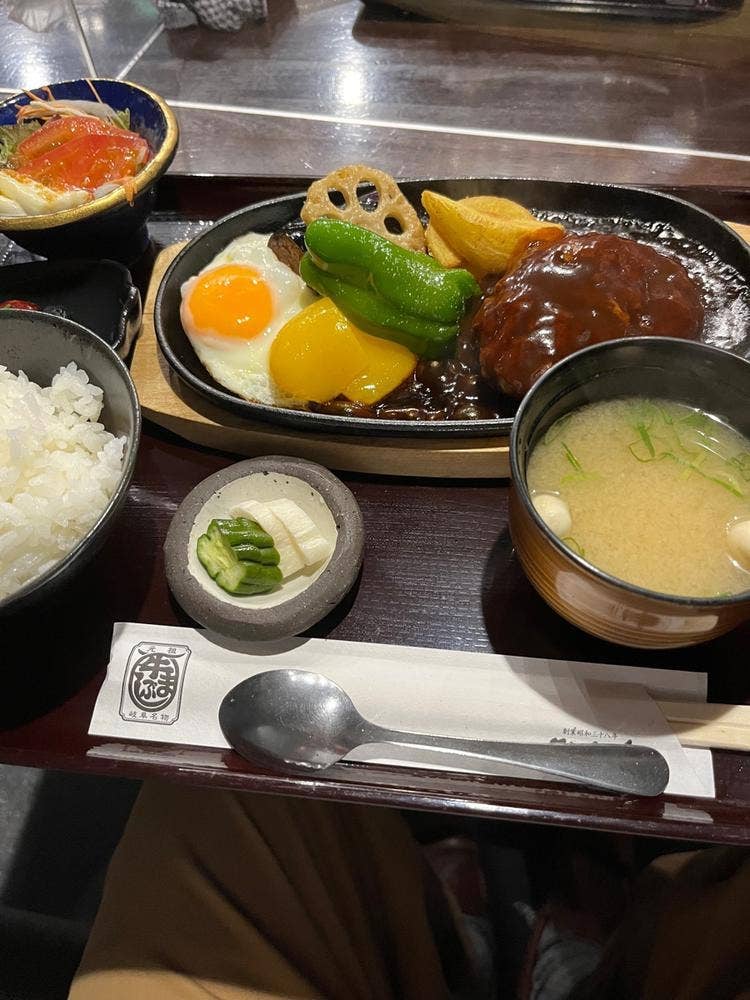 みわ屋 南森町店