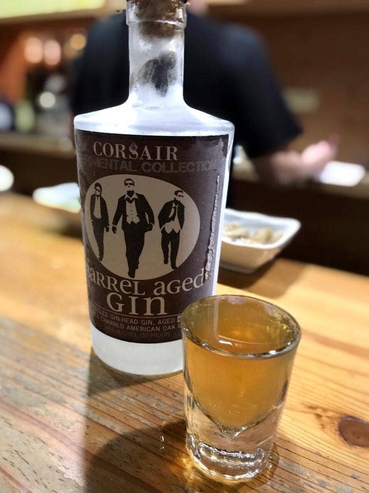 人見酒店