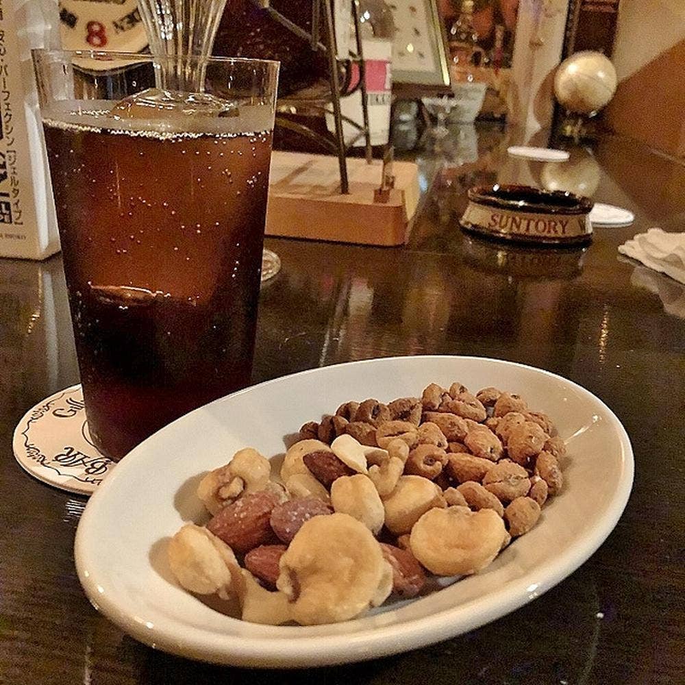 Gillie's BAR