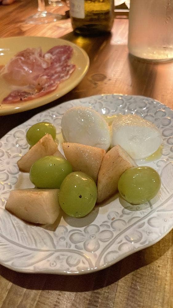 ミケトラ -stand wine bar-