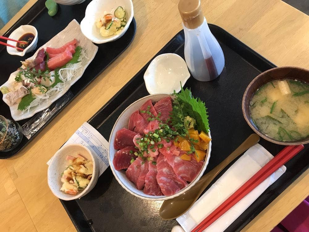 創業二百三十年食堂