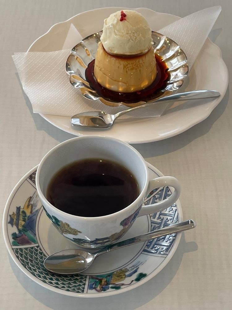 さんさんごご