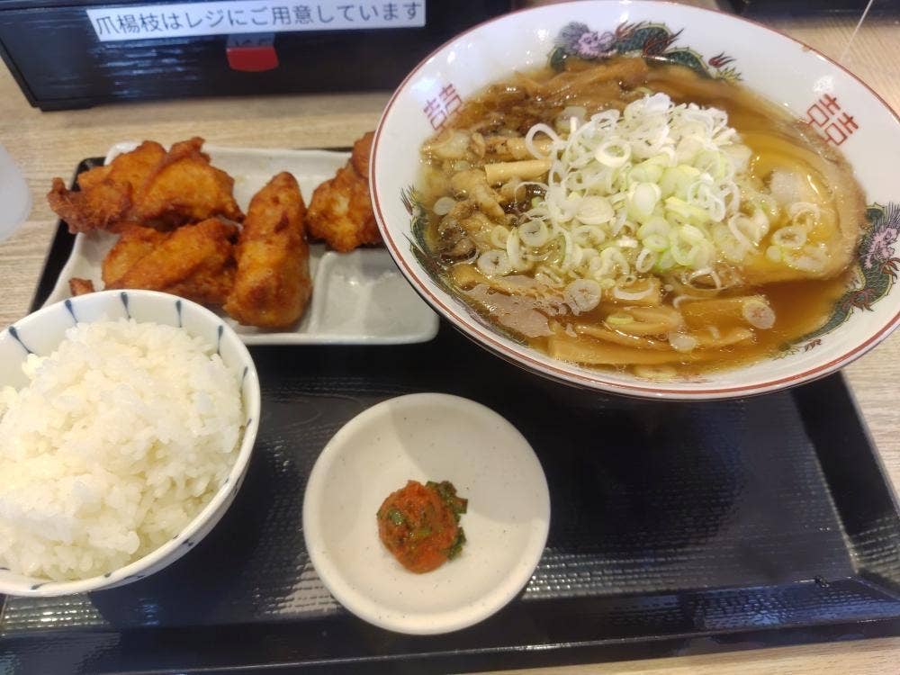 山形らーめん 八八 名神口店