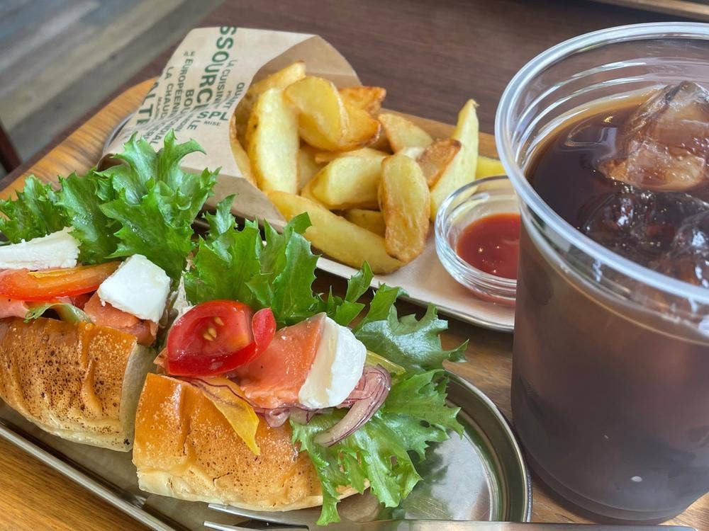HOT&FRESH SANDWICHI miku.