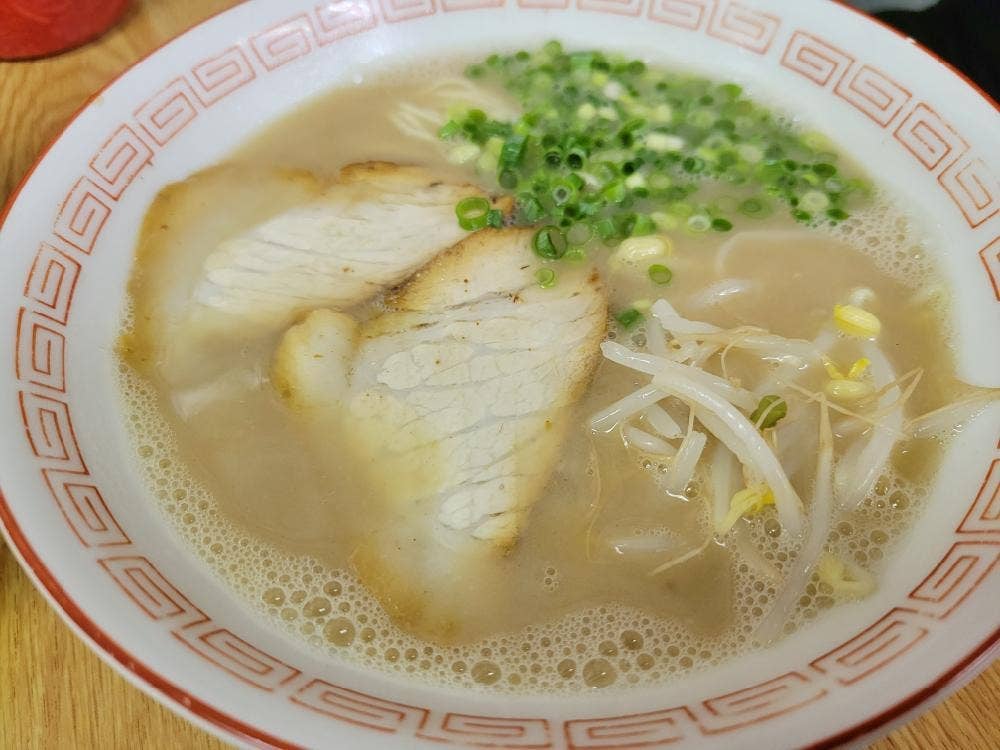 スタンドニュー丸八