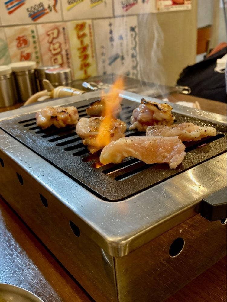 大衆鶏焼肉 鶏とし