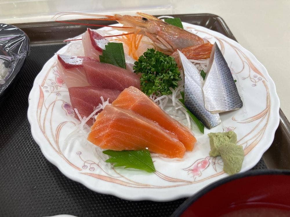 メフレ市場食堂