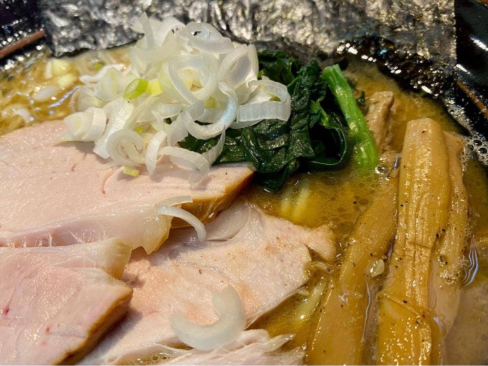 らぁ麺処 蓮の華