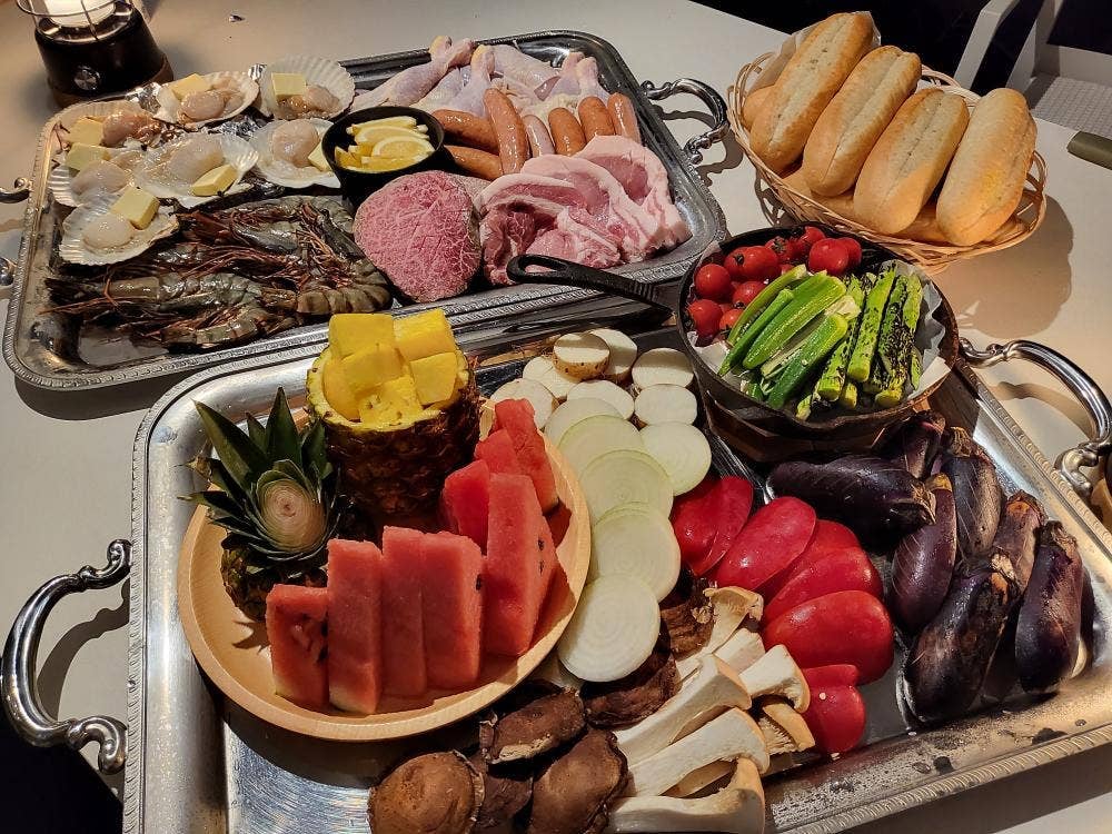 移り住みたくなる宿『イミグレ』レストラン