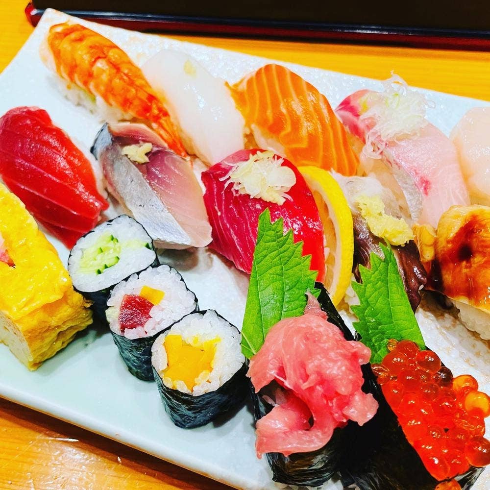 おかめ鮨