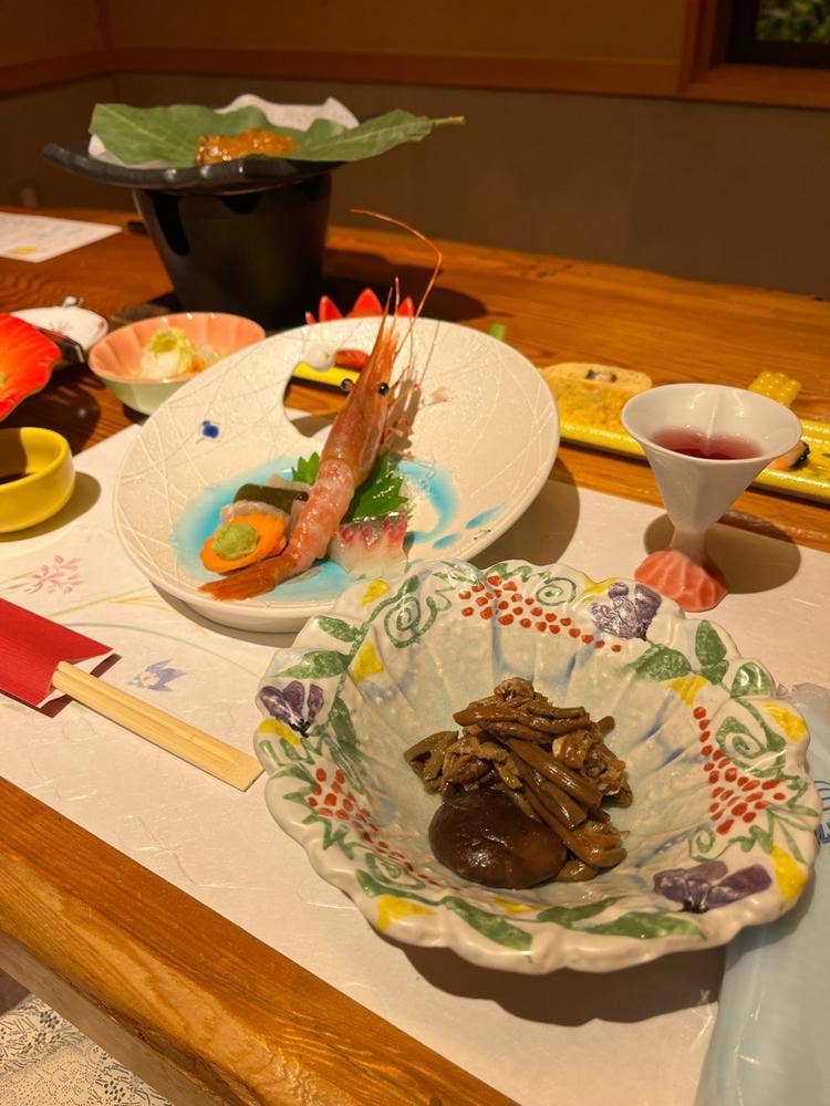 谷旅館 食事処