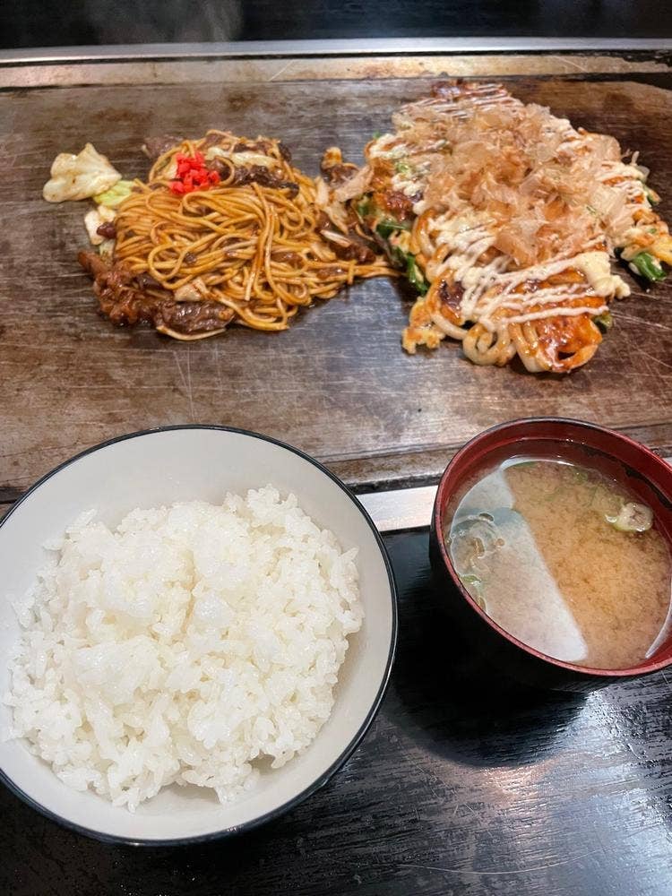 かめや