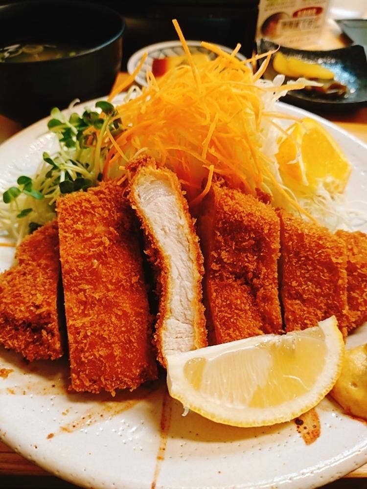 とんかつ 人参亭