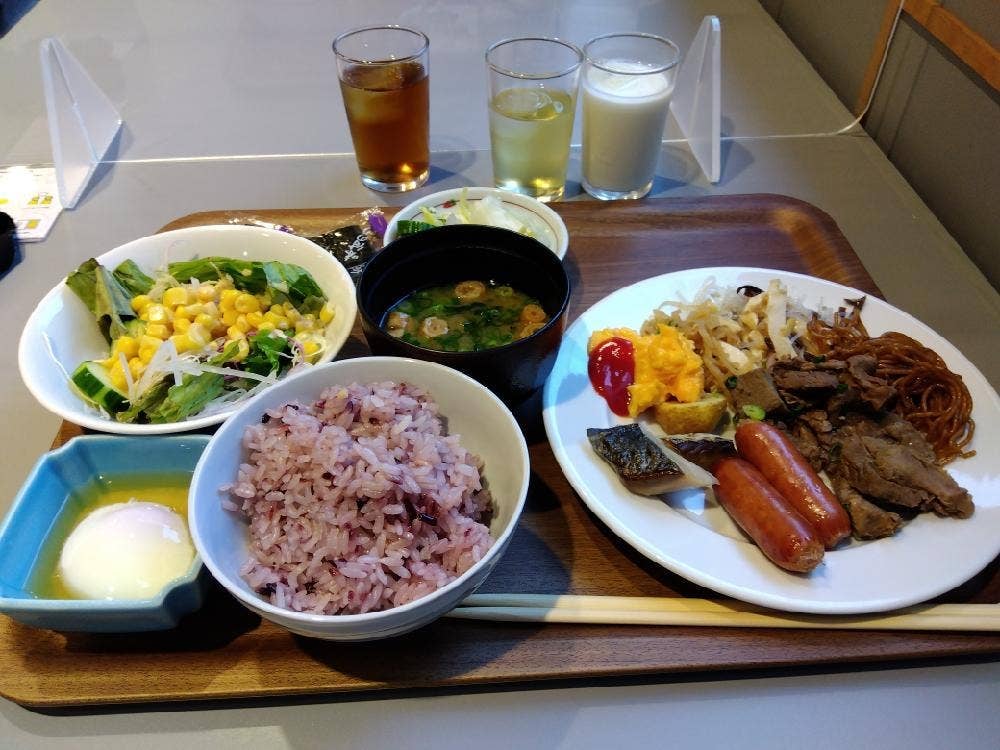 レストラン 巴