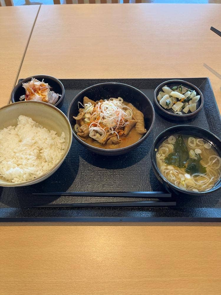 ゆで太郎 もつ次郎 松山北吉田店