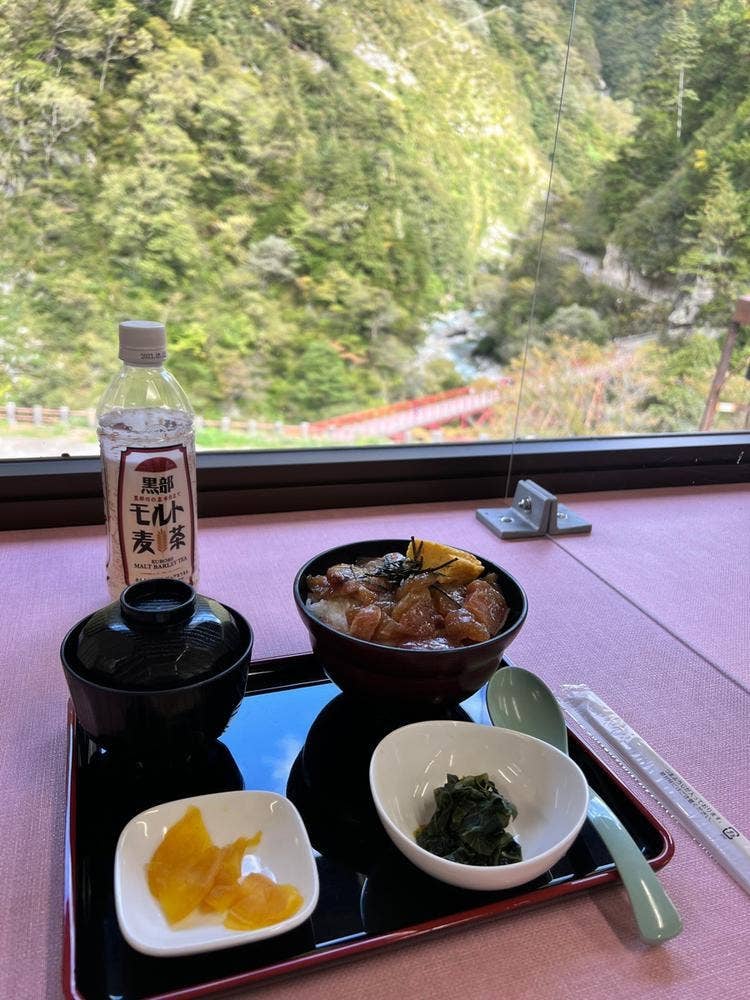欅平駅食堂