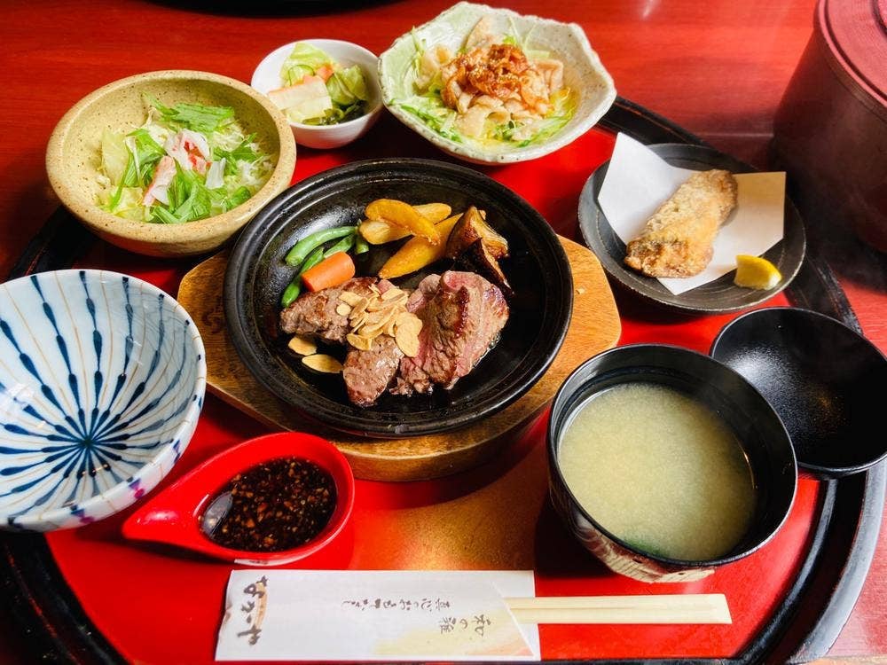 なかや