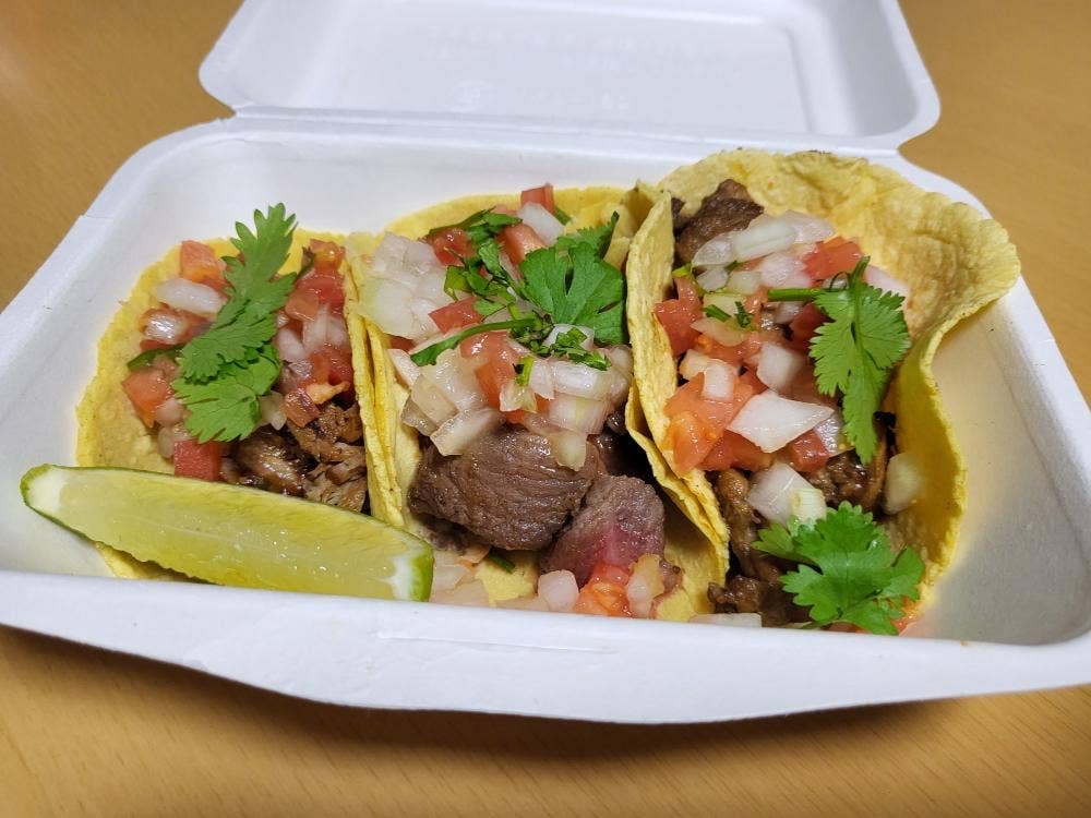 TACOS stand GONZ