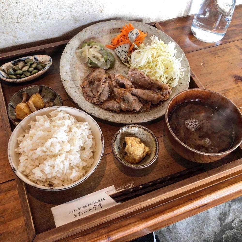 あめいろ食堂