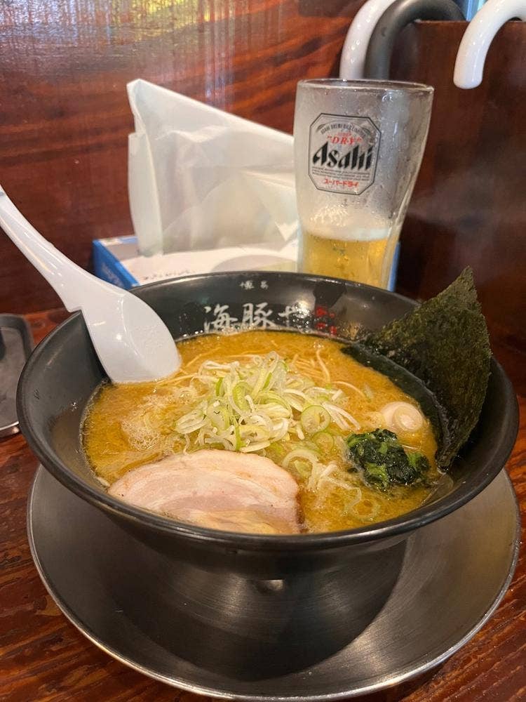 西新 海豚や