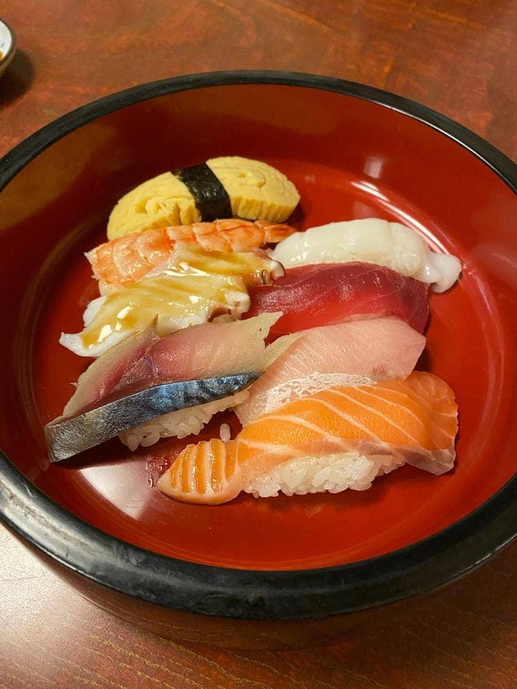 寿し あじまる
