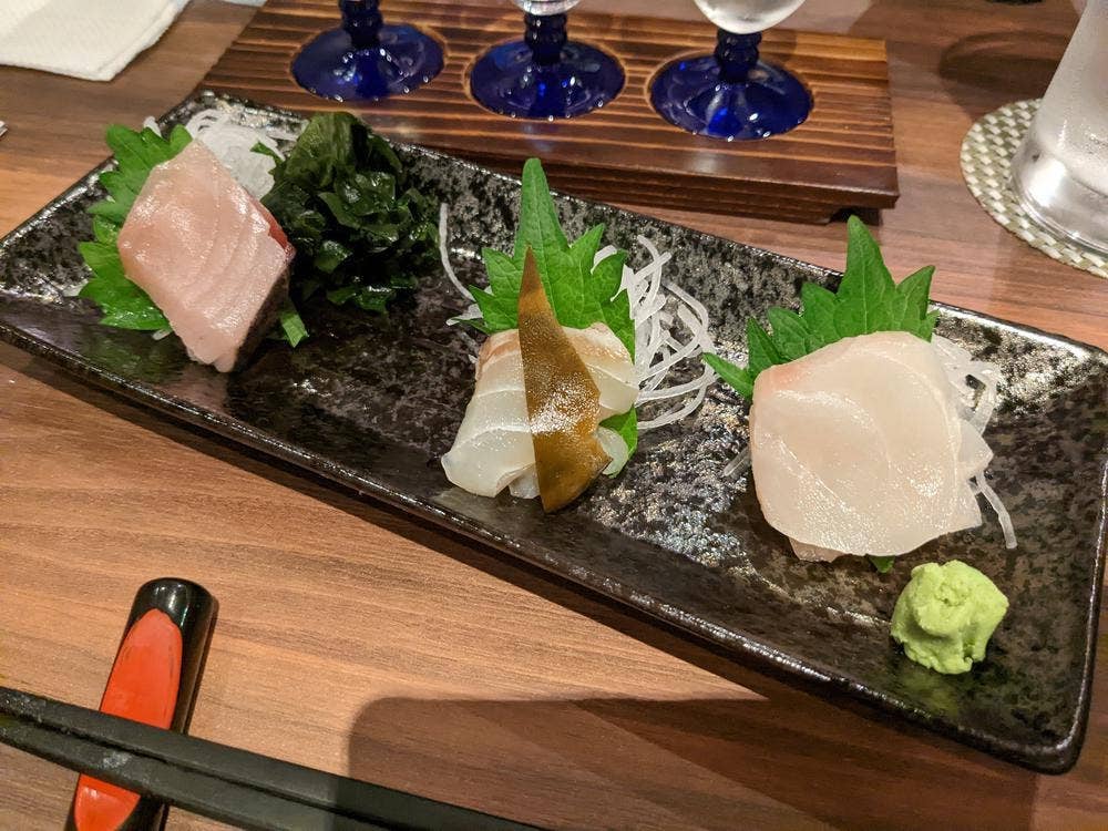 和酒BAR 楽土