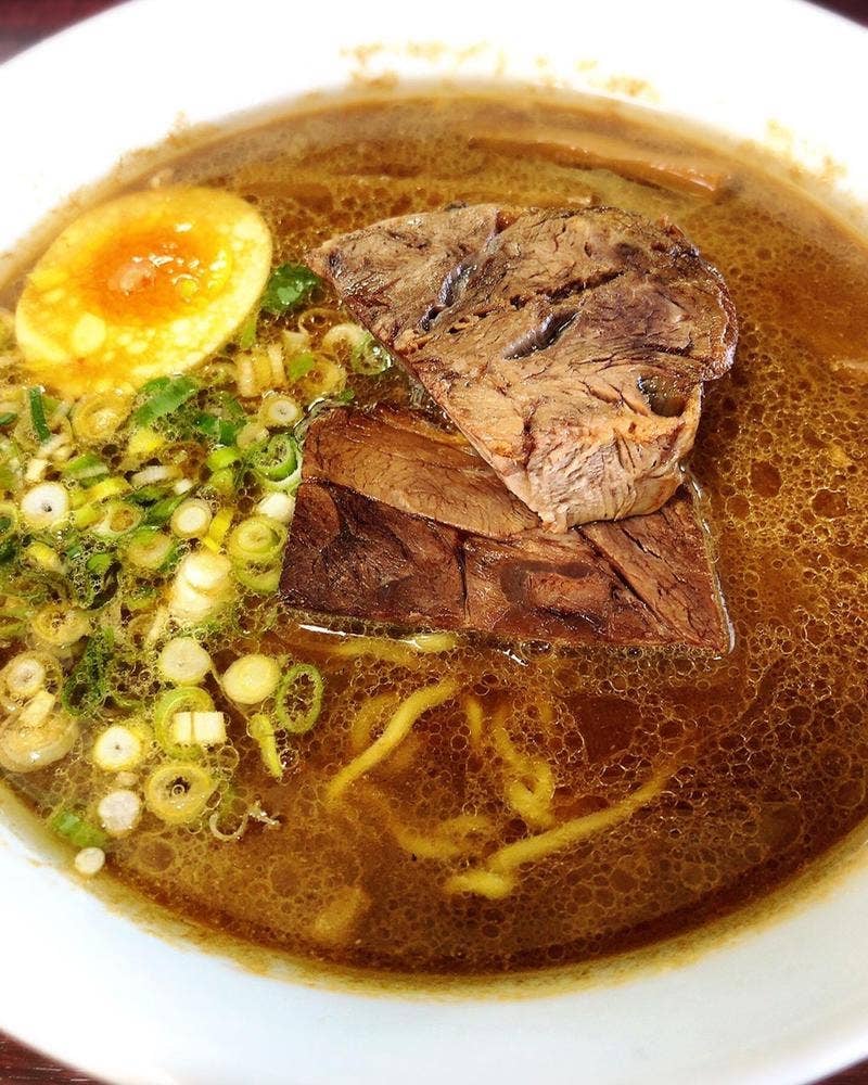 牛すじラーメン里龍