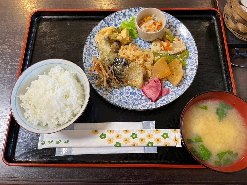 田田〼〼