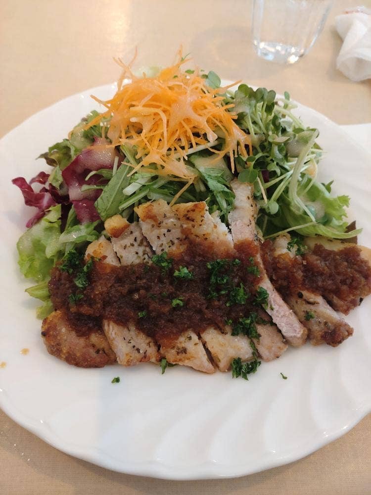 Chef Suda パリの食堂