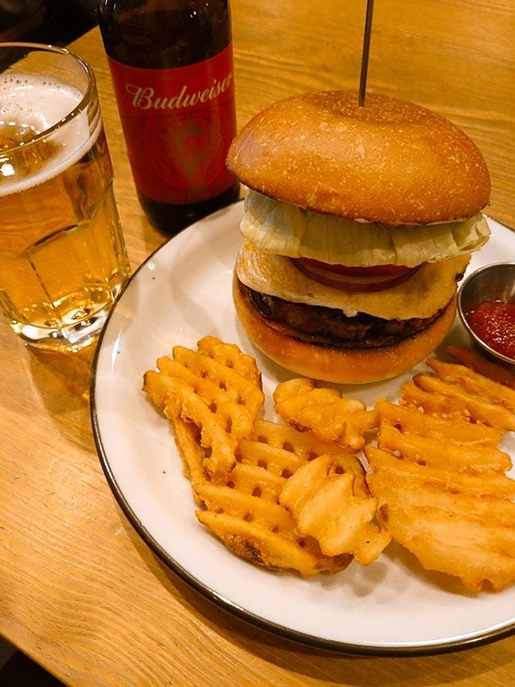 BURGER STAND TENDER