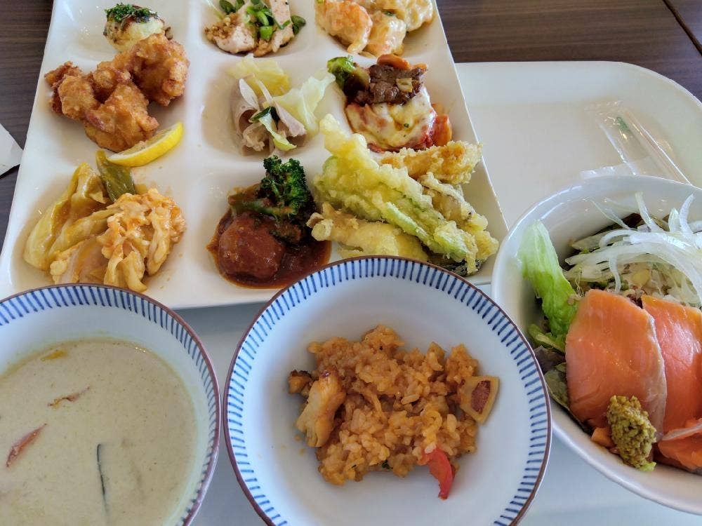 レストラン 湖畔 ココランド