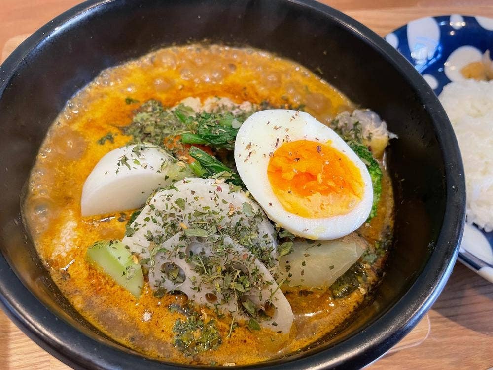 8nosu スパイスカレーと蜂蜜の店