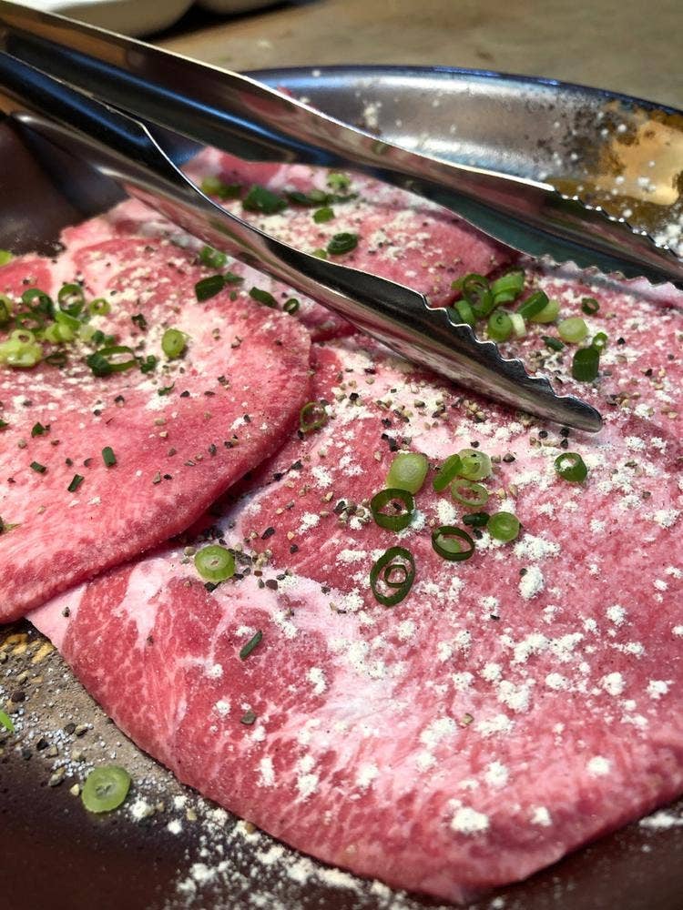 焼肉 三田井