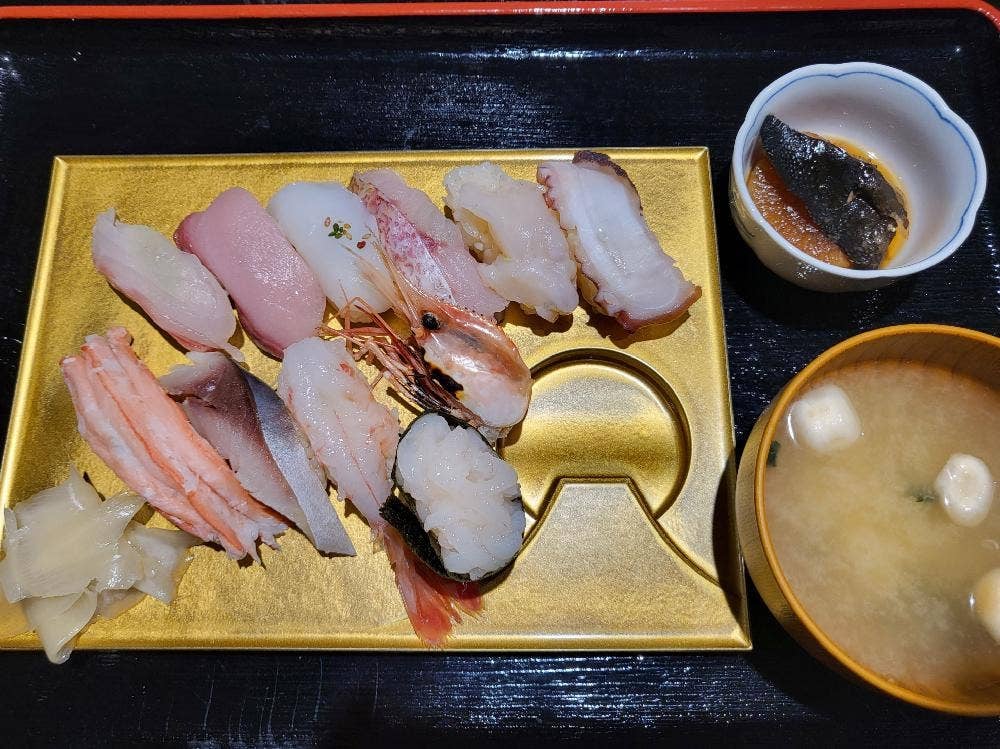 漁師寿司 由