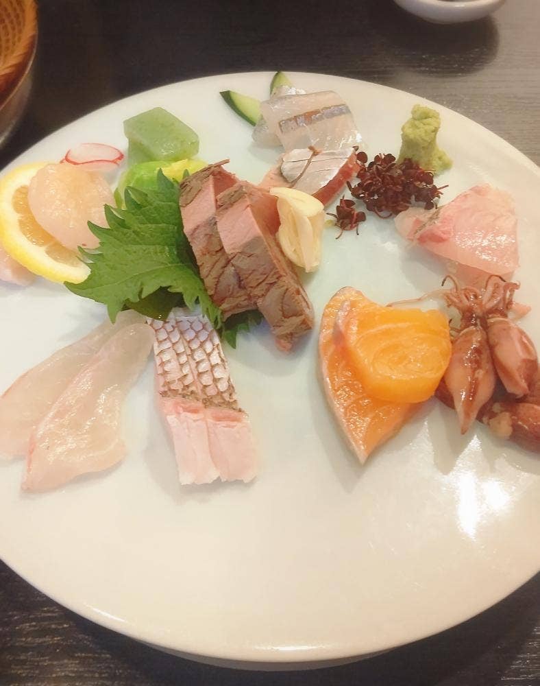 瀬戸内海鮮炉端料理 象三