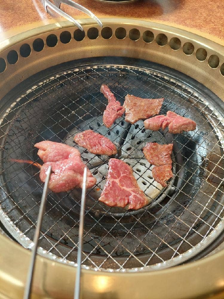 焼肉はなぶさ