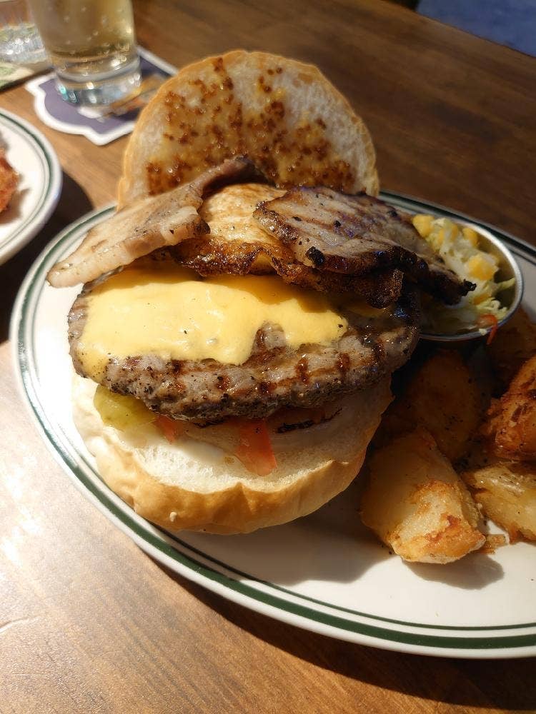 Craftsman’s burger