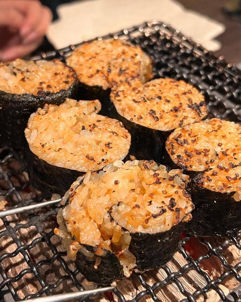 備長炭ステーキ炉sakai
