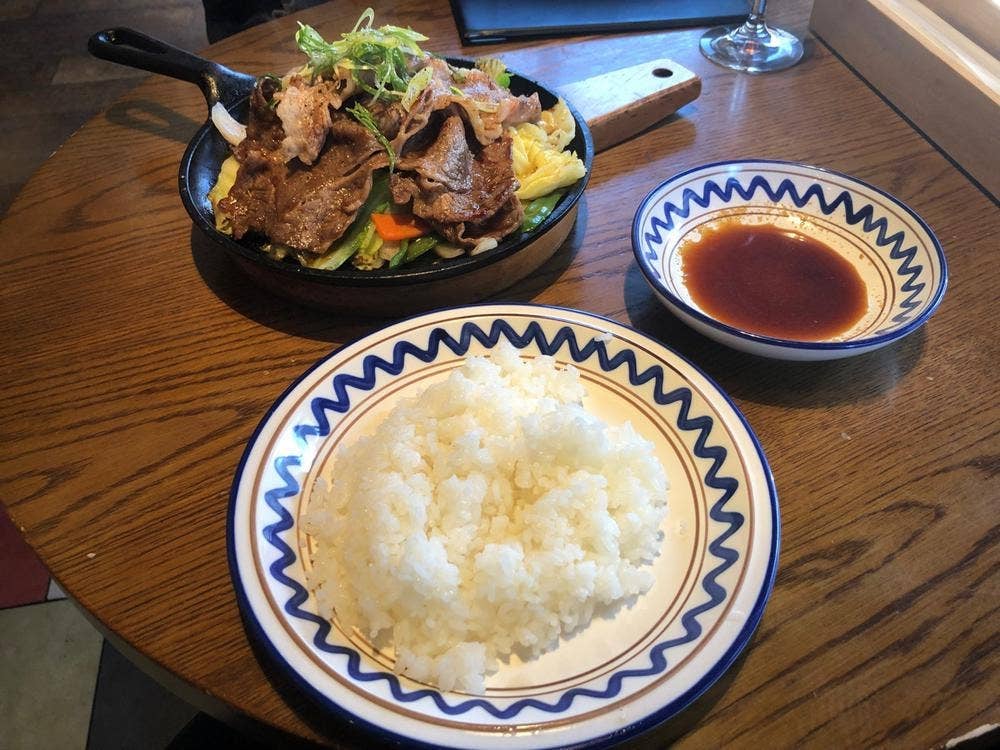 つばめや