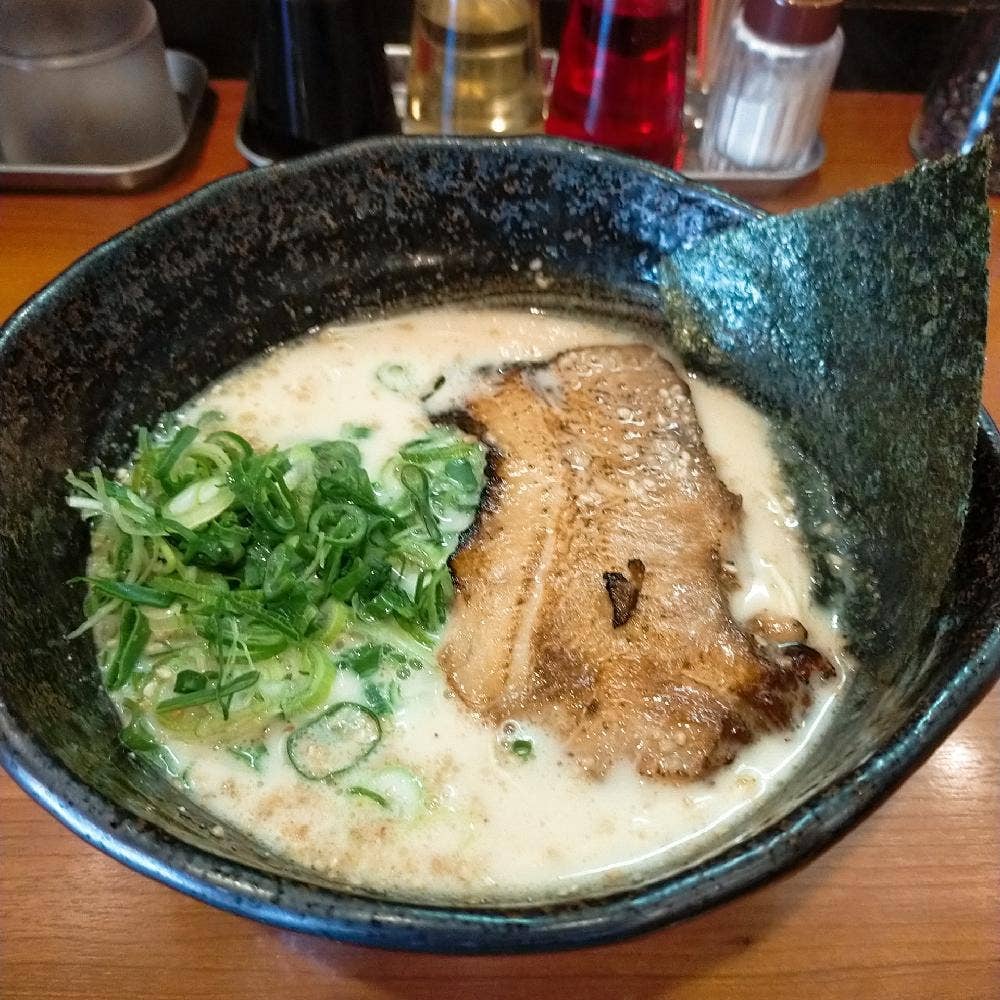 九州らーめん 一骨麺 知多店