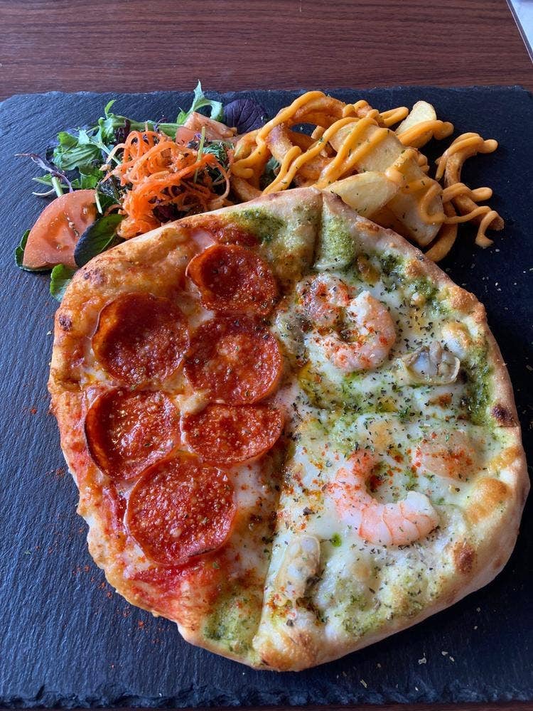 STANDARD PIZZA