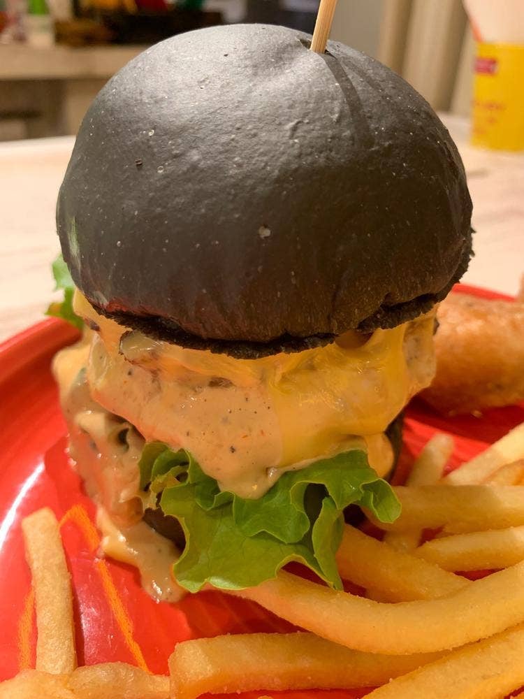 BURGER＆BEER COLOR 大手町