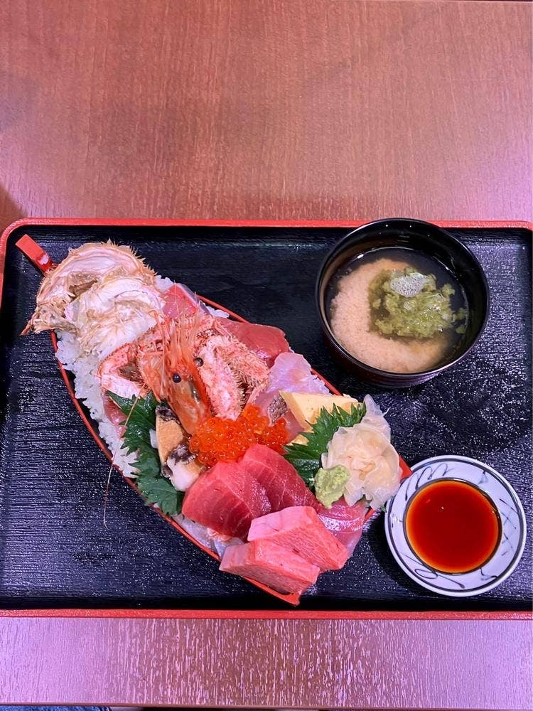 魚善の二階