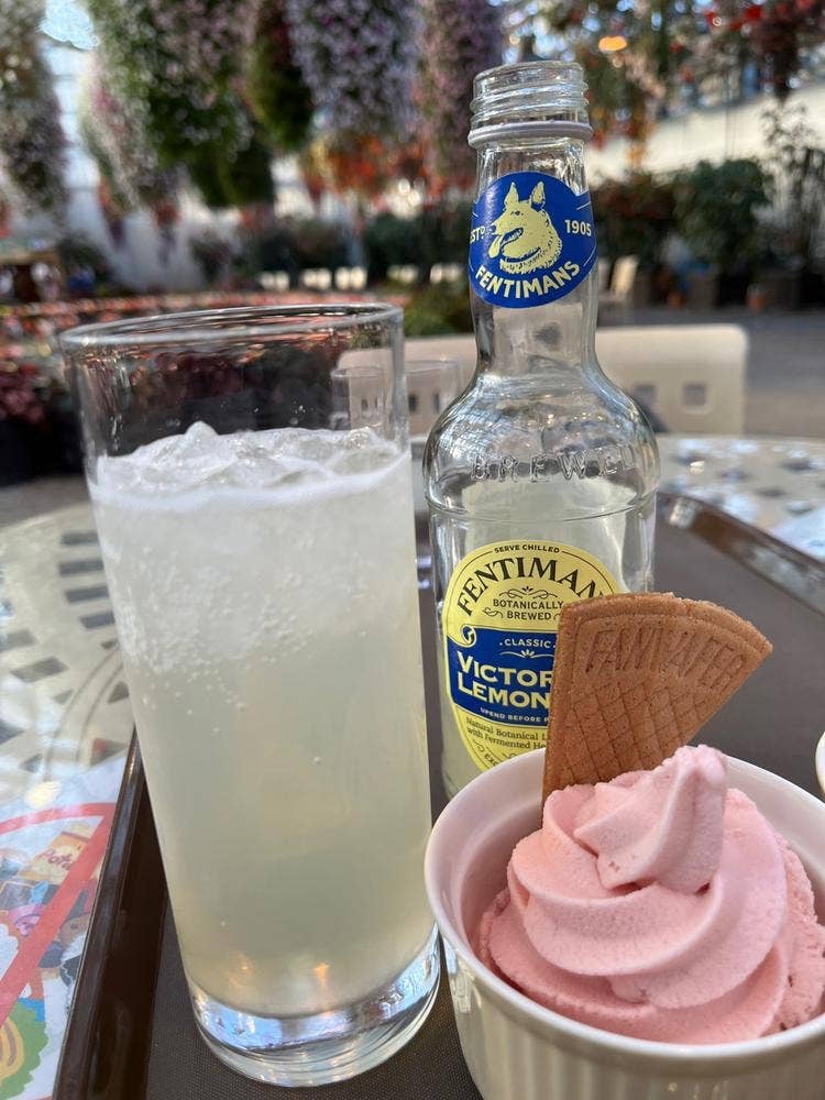 ガーデンカフェ