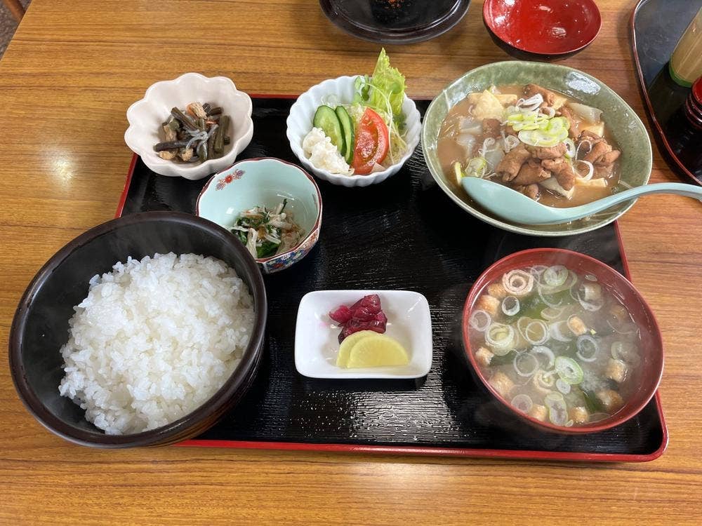 ますみや食堂