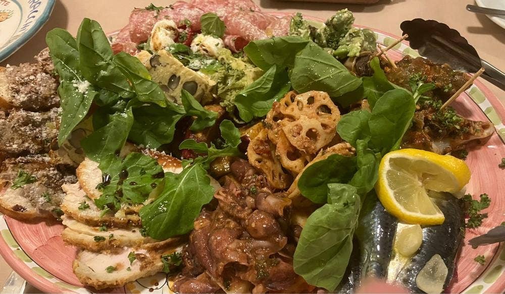 TAVERNA albero villaggio